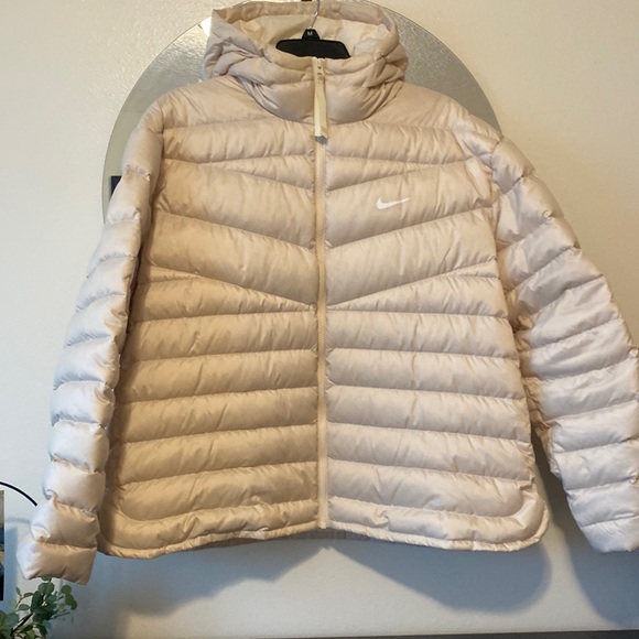 Nike Jackets & Blazers - Womens down puffy Nike coat. Cream size XL